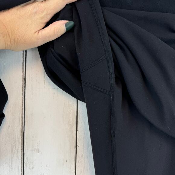 Lululemon Black Wunder Under Pant Roll Down Dance Cropped Leggings Size 6 - Picture 7 of 16